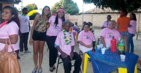 CRAS realiza festa para os idosos em Canavieira - Imagem 52