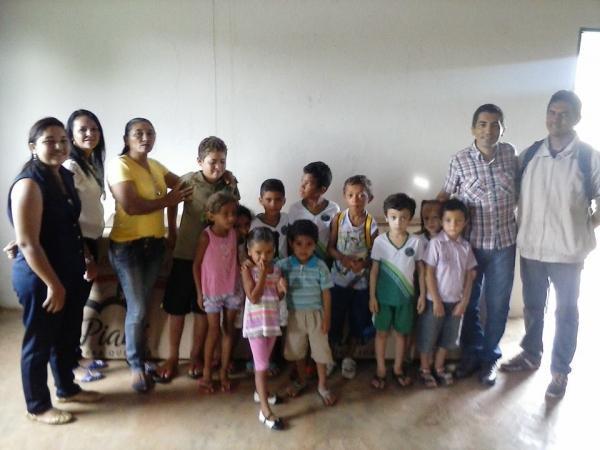 Secretaria de Educação entrega bicicletas aos alunos de localidades - Imagem 26