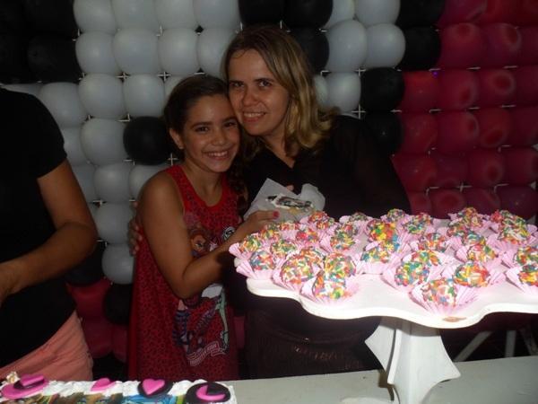  Ingrid Moura comemora seu aniversario em grande estilo - Imagem 14
