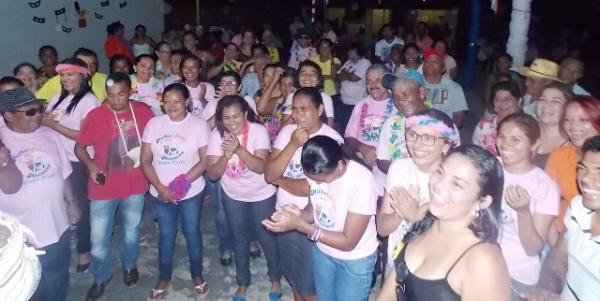 Prefeita Gadocha ganha homenagem do CRAS no dia de seu aniversário - Imagem 7