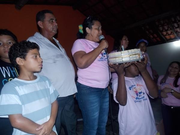 Prefeita Gadocha ganha homenagem do CRAS no dia de seu aniversário - Imagem 3