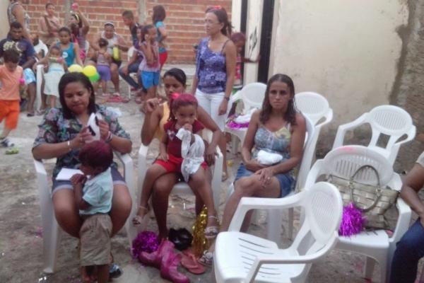 PETI, PROJOVEM e Crianças assistidas pela Brinquedoteca brincam e festejam junto o carnaval - Imagem 2