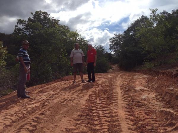 Prefeito Reginaldo constrói estrada de acesso a cachoeira de Santo Antônio - Imagem 5