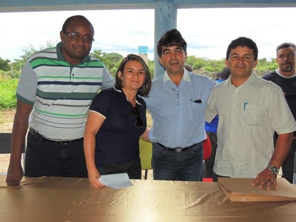 Prefeitura de Pedro II e INCRA firmam parcerias para construção de estradas - Imagem 14
