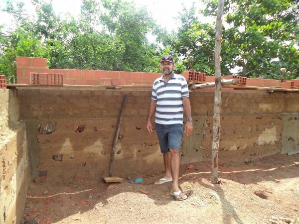 Prefeito Reginaldo em parceria com o Governo Federal da início a obra para a construção da UBS - Imagem 4