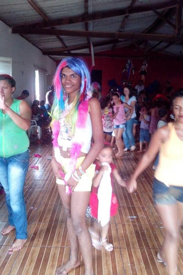 PETI, PROJOVEM e Crianças assistidas pela Brinquedoteca brincam e festejam junto o carnaval - Imagem 3