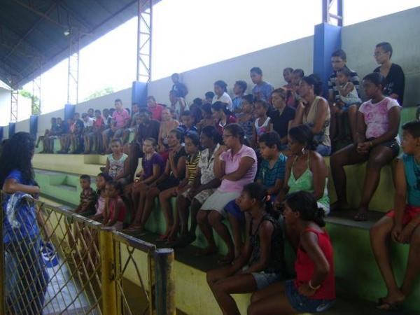 Programa 2 Tempo realiza distribuição de Camisetas - Imagem 48