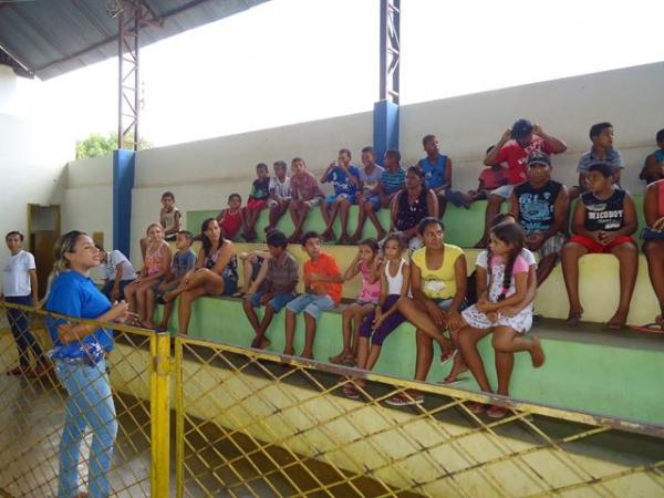 Programa 2 Tempo realiza distribuição de Camisetas - Imagem 30