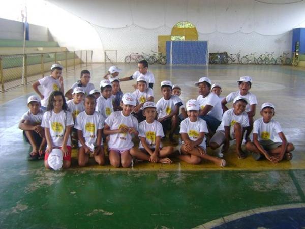 Programa 2 Tempo realiza distribuição de Camisetas - Imagem 34