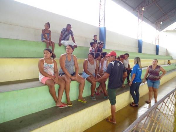 Programa 2 Tempo realiza distribuição de Camisetas - Imagem 20