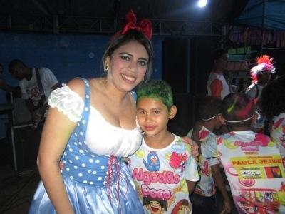 Carnaval 2014: Bloco Infantil Algodão Doce leva multidão as ruas de Valença  - Imagem 20