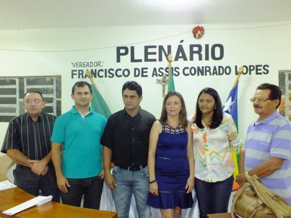 Suplente assume cargo na câmara de vereadores de Dom Expedito Lopes - Imagem 2