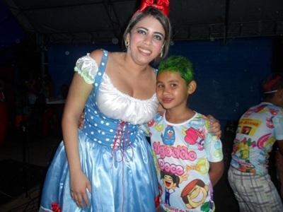 Carnaval 2014: Bloco Infantil Algodão Doce leva multidão as ruas de Valença  - Imagem 13