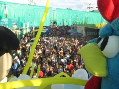Carnaval 2014: Bloco Infantil Algodão Doce leva multidão as ruas de Valença  - Imagem 26