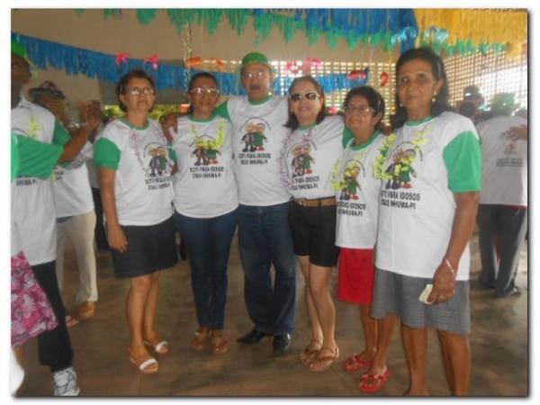 Carnaval da melhor idade foi um sucesso! - Imagem 31