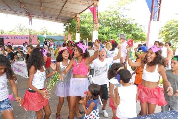 CRAS REALISA FOLIA 2014 EM CURRAIS - Imagem 26