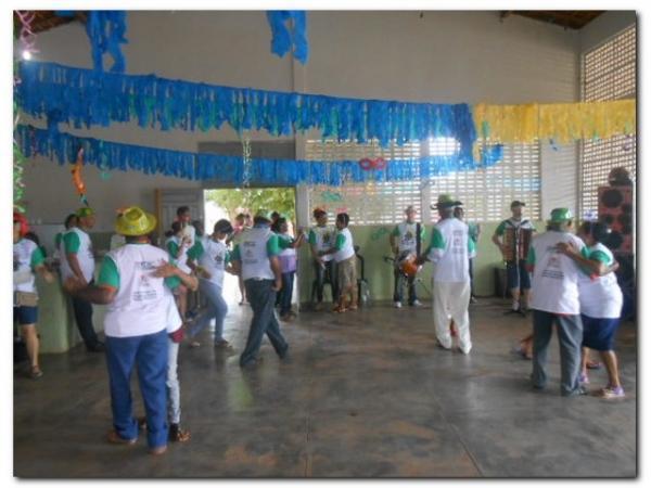 Carnaval da melhor idade foi um sucesso! - Imagem 46