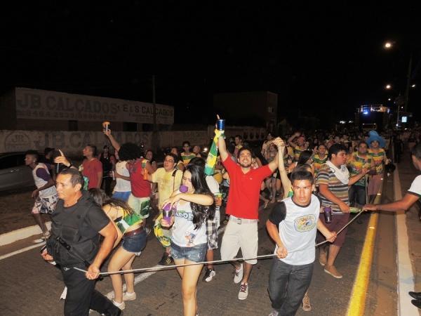 Fotos: 1ª noite do carnaval de Pedro II - Imagem 21
