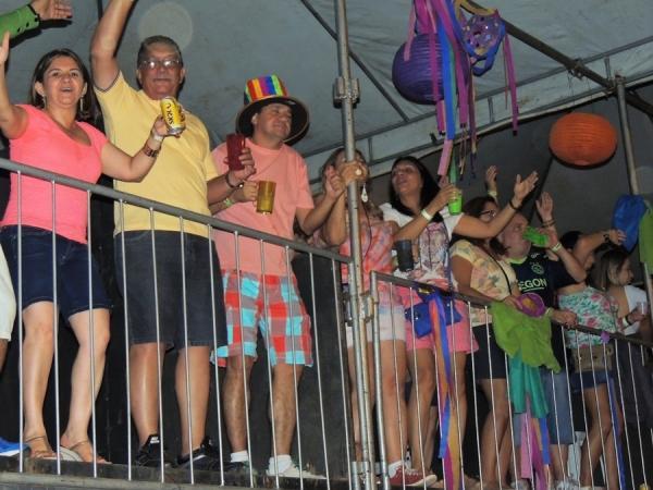 Fotos: 1ª noite do carnaval de Pedro II - Imagem 69