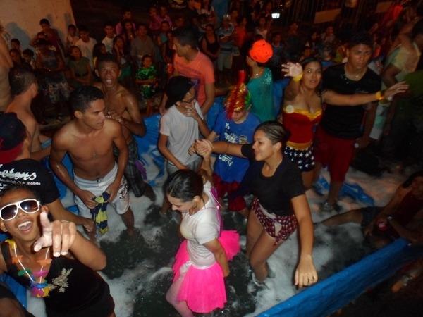 Carnaval 2014: Corso arrasta multidão em Valença - Imagem 28