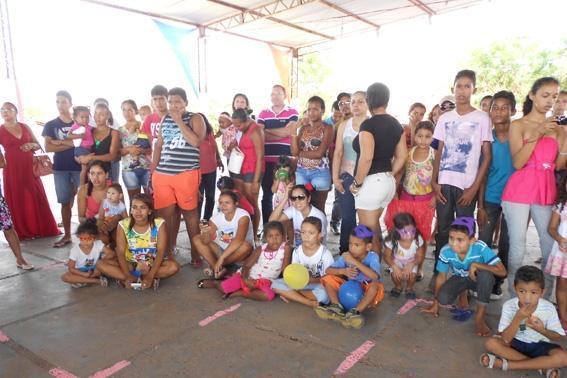 CRAS REALISA FOLIA 2014 EM CURRAIS - Imagem 21
