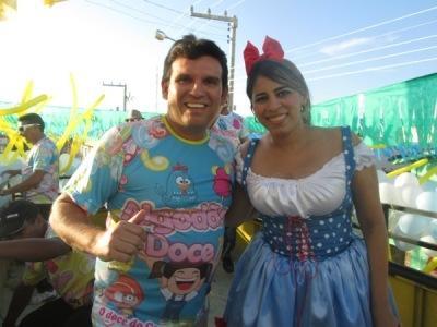 Carnaval 2014: Bloco Infantil Algodão Doce leva multidão as ruas de Valença  - Imagem 4