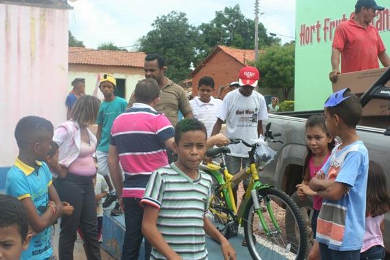 CRAS REALISA FOLIA 2014 EM CURRAIS - Imagem 6