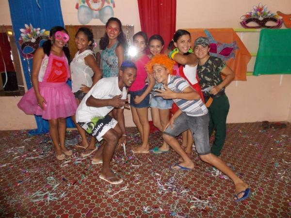 Carnaval 2014 do Serviço de Convivência e Fortalecimento de Vínculos - Imagem 24