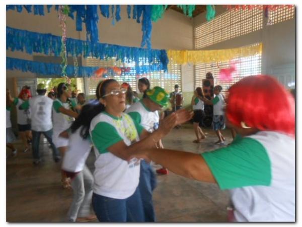 Carnaval da melhor idade foi um sucesso! - Imagem 7