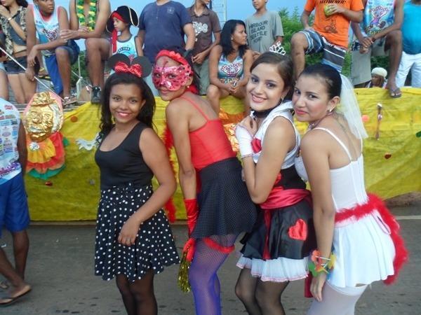 Carnaval 2014: Corso arrasta multidão em Valença - Imagem 19