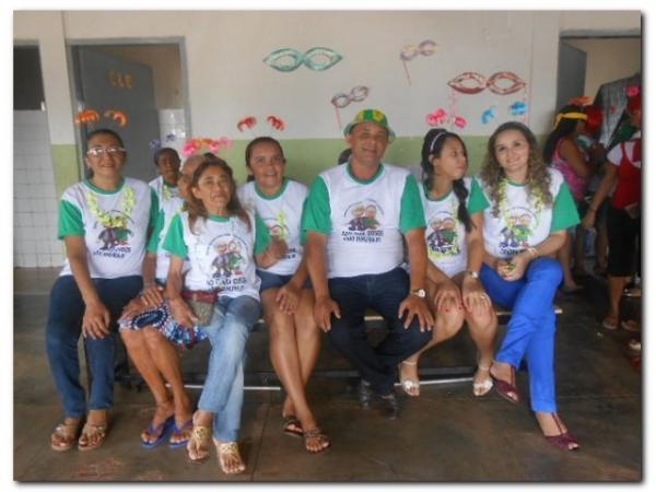 Carnaval da melhor idade foi um sucesso! - Imagem 19