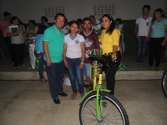 Prefeitura de Água Branca e Secretaria de Educação entregam bicicletas do Programa Pedala Piauí - Imagem 7