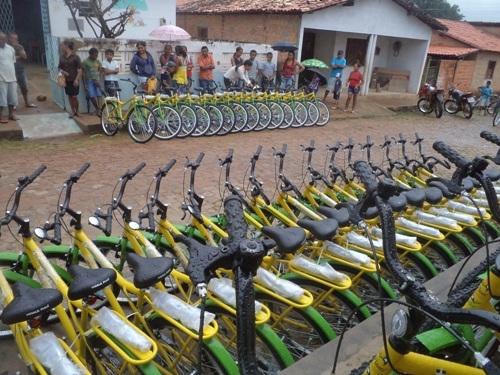 SME faz entrega das bicicletas do programa pedala Piauí no município de Arraial -PI - Imagem 16