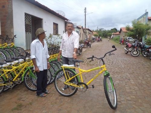SME faz entrega das bicicletas do programa pedala Piauí no município de Arraial -PI - Imagem 10