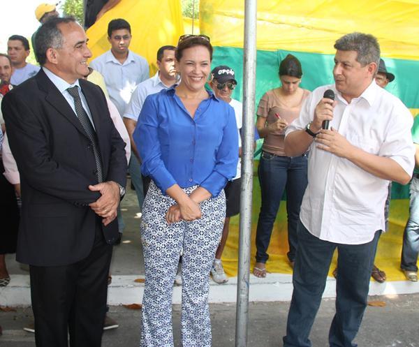 Prefeito Bernildo Val consegue asfalto para estrada de acesso a Coroa de São Remígio