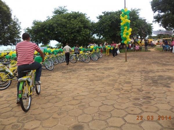 entrega de 300 bicicletas do programa pedala Piauí aos alunos - Imagem 3