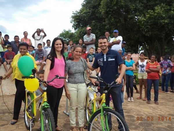 entrega de 300 bicicletas do programa pedala Piauí aos alunos - Imagem 51