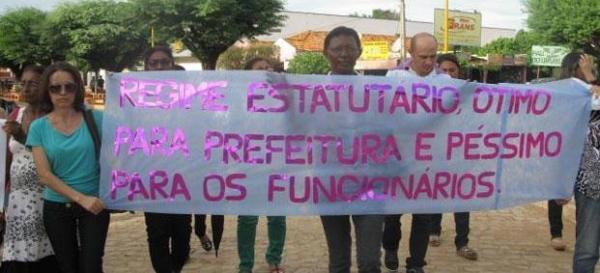 Professores fazem manifestação em Simplício Mendes - Imagem 2