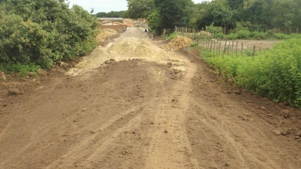 Construçao do Calçamento para melhorar o acesso ao centro da cidade - Imagem 1