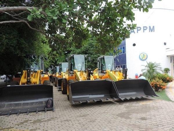 Prefeitura de Monsenhor Gil adquire máquina através do PAC 2 - Imagem 6