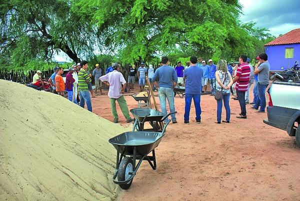 Semiárido está em festa com a chegada das primeiras cisternas feitas com recursos do BNDES - Imagem 1