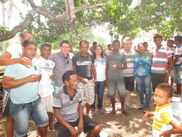 Prefeito Edílson Capote e Deputada Nize Rego visitam comunidades - Imagem 2