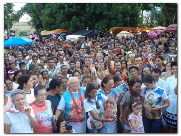 Festejo de São José em Inhuma reúne milhares de fiéis  - Imagem 35