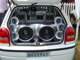 Equipamentos de som automotivo são furtados no bairro junco.