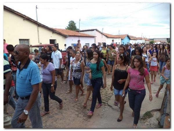 Festejo de São José em Inhuma reúne milhares de fiéis  - Imagem 3