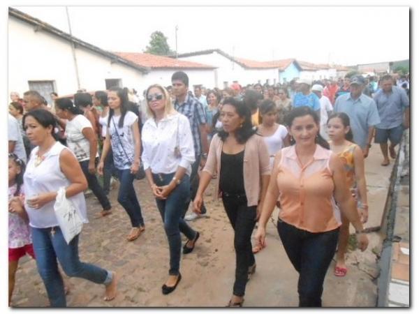 Festejo de São José em Inhuma reúne milhares de fiéis  - Imagem 1