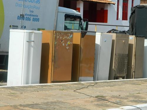 Programa Agente Eletrobras realizou troca de geladeiras e lâmpadas em Brasileira - Imagem 28