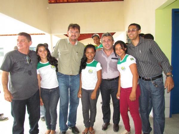 Governador Wilson Martins esteve em Barras nesta terça-feira - Imagem 40