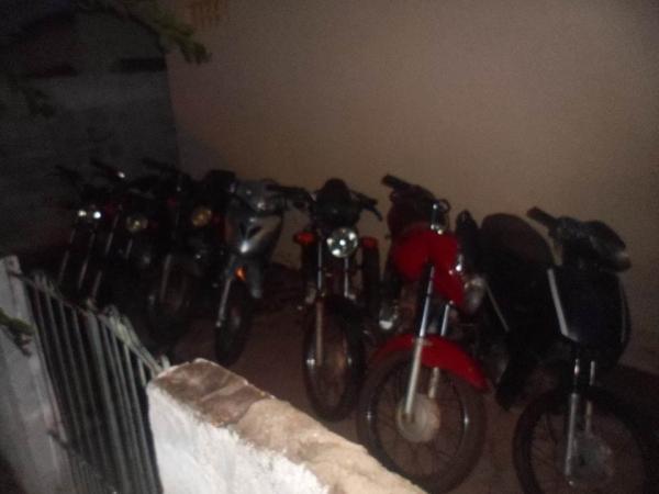 Policia Militar de Itainópolis apreende motos com Chassi raspado e de leilão  - Imagem 1