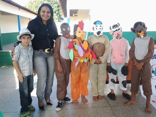 Escola Municipal Anatália Carneiro desenvolve Projeto Ler é Viajar - Imagem 3